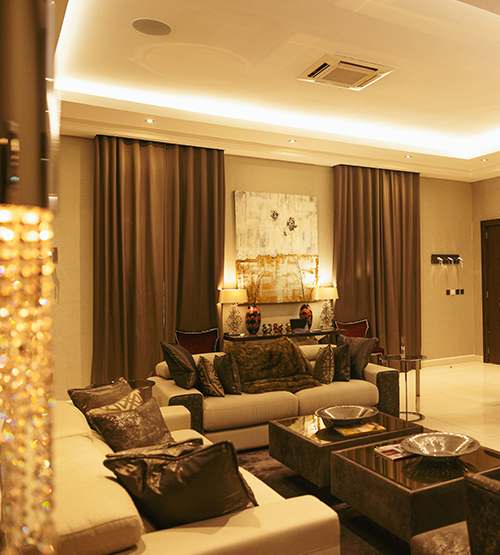 500 X 555 INTERIOR.jpg